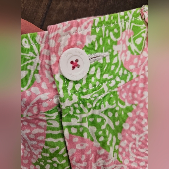 Lilly Pulitzer The Walsh Short - Size 4 - Picture 6 of 13